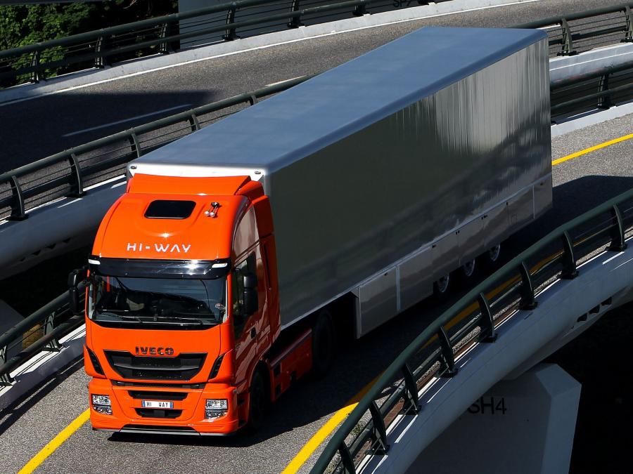  Iveco Stralis Hi-Way 500 4x2 2012 года  (фото 16 из 18)